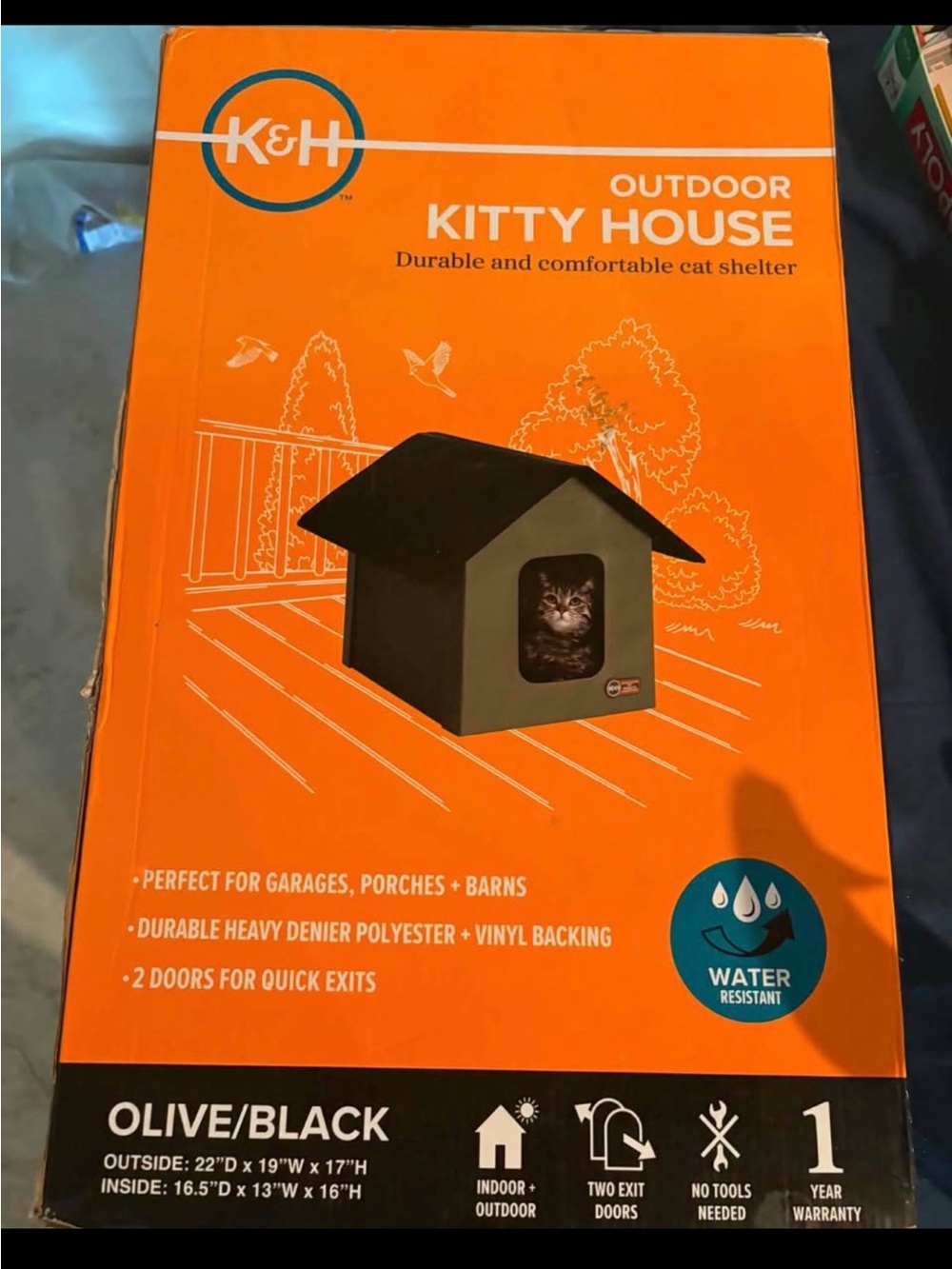 NEW K&H Outdoor Kitty House Cat Shelter
